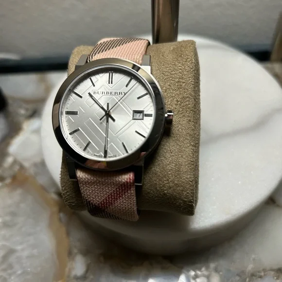 Burberry Silver Dial Watch with Beige & Black Check Strap - Picture 3 of 4